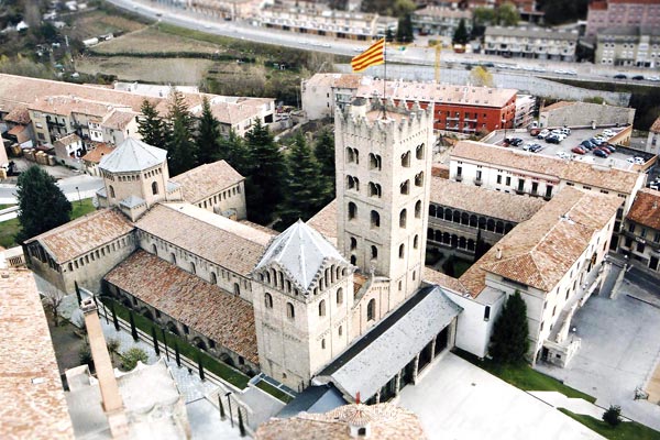 El-Monasterio-de-Ripoll-virgen-de-la-merce-barcelona