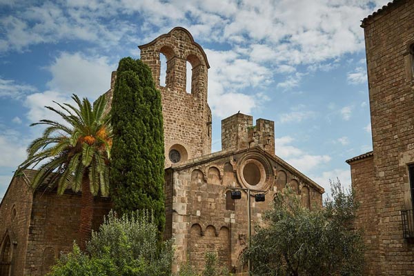 Monasterio-Sant-Pau-del-Camp-virgen-de-la-merce-barcelona