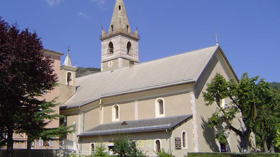 Santuario-de-Notre-Dame-Du-Laus-maria-punto
