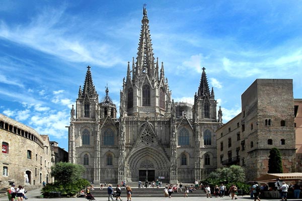 La Catedral de Barcelona virgen de la merce barcelona