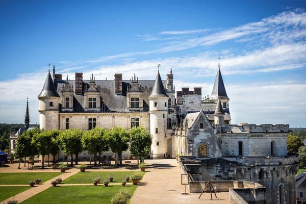 castillo-de-Amboise-nuestra-señora-de-pellevoisin-francia