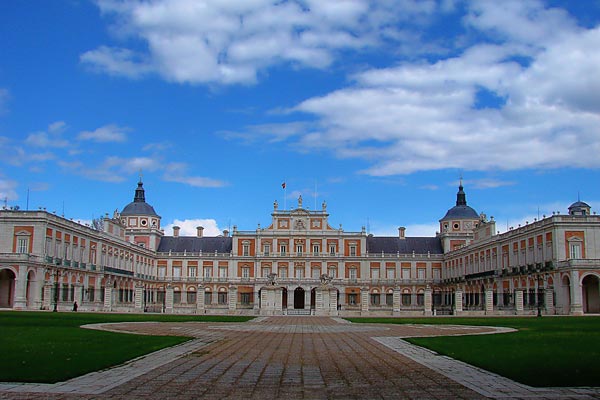 Aranjuez-palacio-real-maria-por-el-mundo-virgen-del-olvido