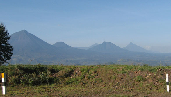montanas de virunga ruanda