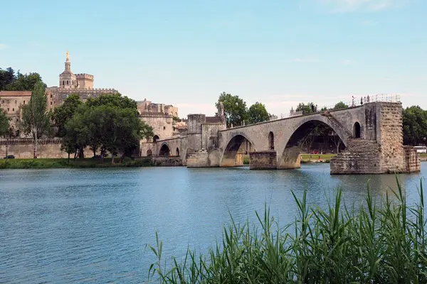 Casco-historico-de-Avignon