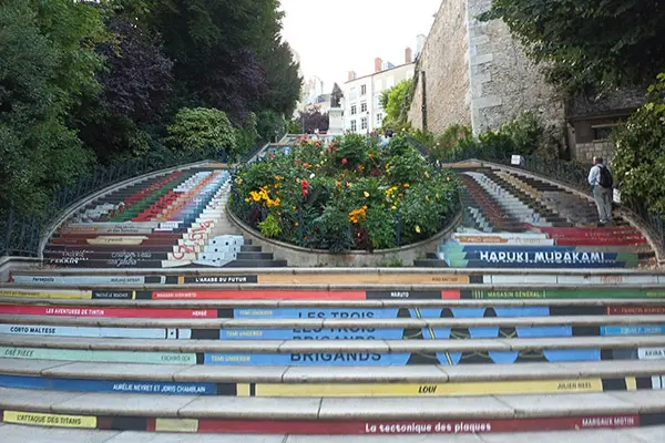 Escaleras-en-la-ciudad-de-Blois