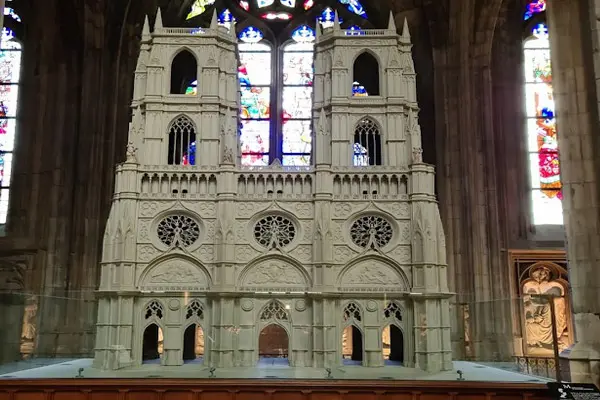 interior-catedral-de-orleans