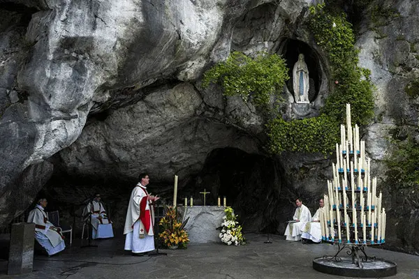 Cueva-de-Lourdes