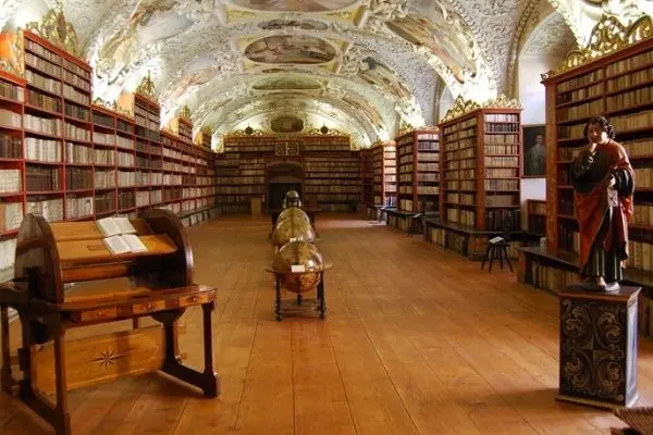 Biblioteca del Monasterio de Strahov Maria por el Mundo