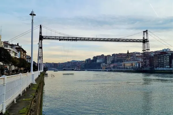 Puente colgante en Bilbao