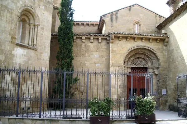 Monasterio de San Pedro el Viejo. Huesca Santuario de Torreciudad