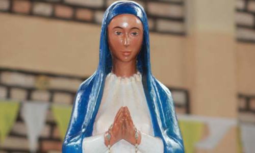 kibeho-madre-dle-verbo-aparicion-mariana-ruanda-1