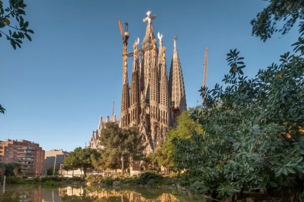 Basílica de la Sagrada Família de Gaudí en Barcelona, símbolo de la ciudad